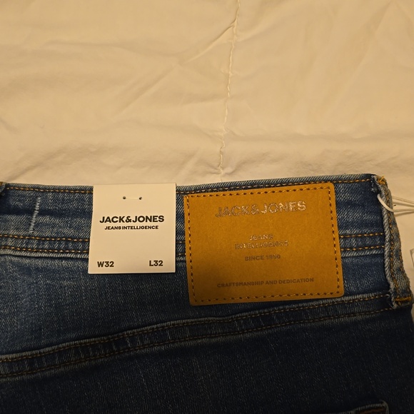 💥NEW!!!Men's Jack and Jones jeans 32" × 32"💥 - Picture 3 of 4